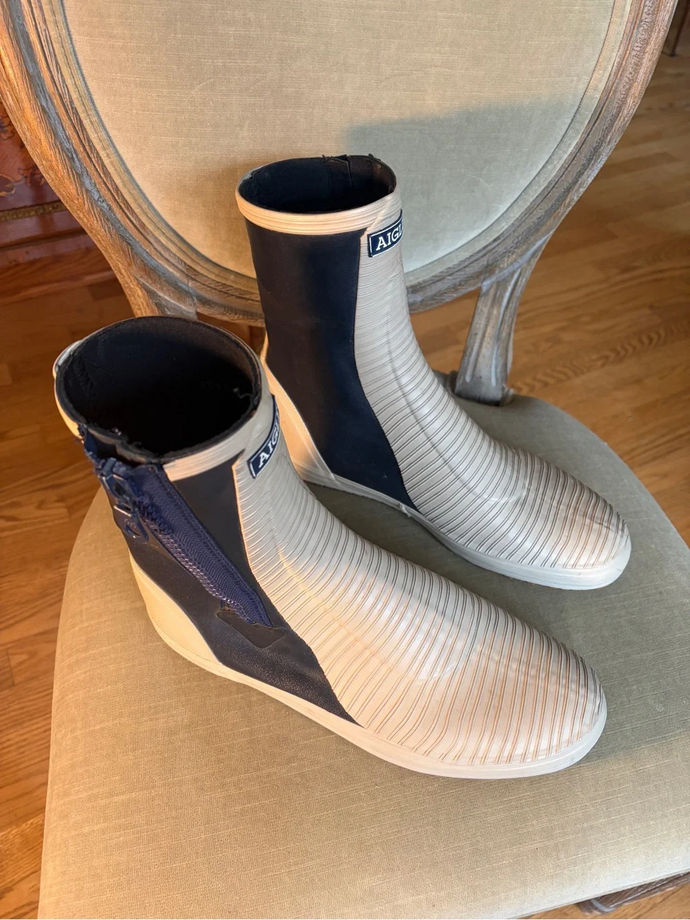 VTG Aigle Bora Rubber Sailing Boot 44/10 Tan/Blue Excellent